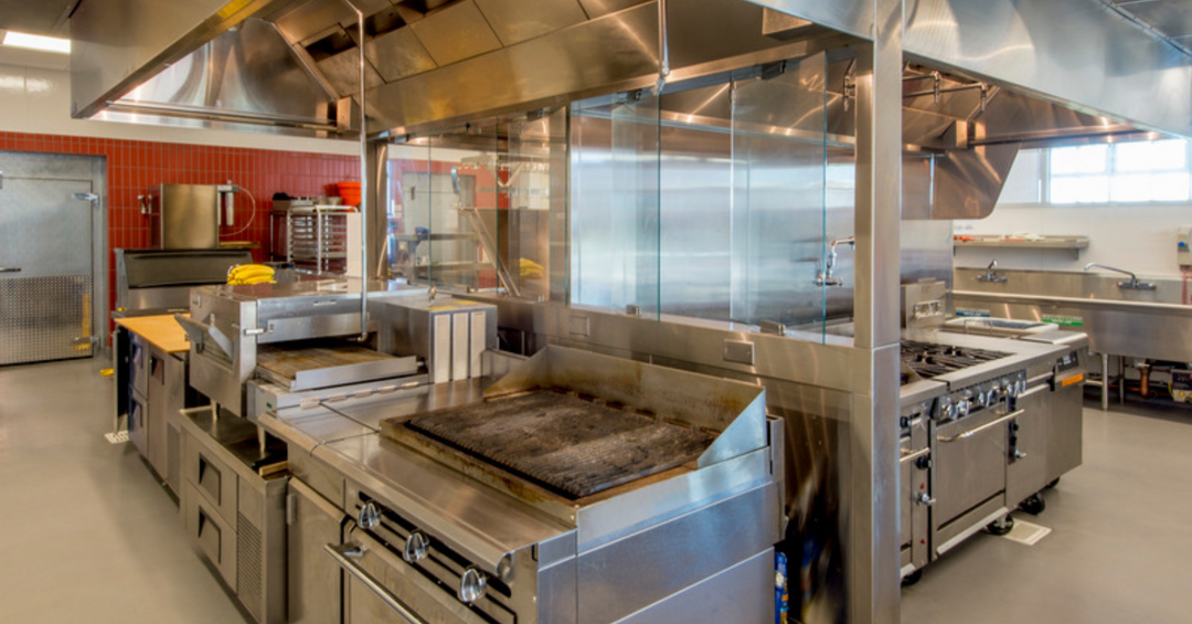 How to Safely Clean Your Conveyor Belt Pizza Oven